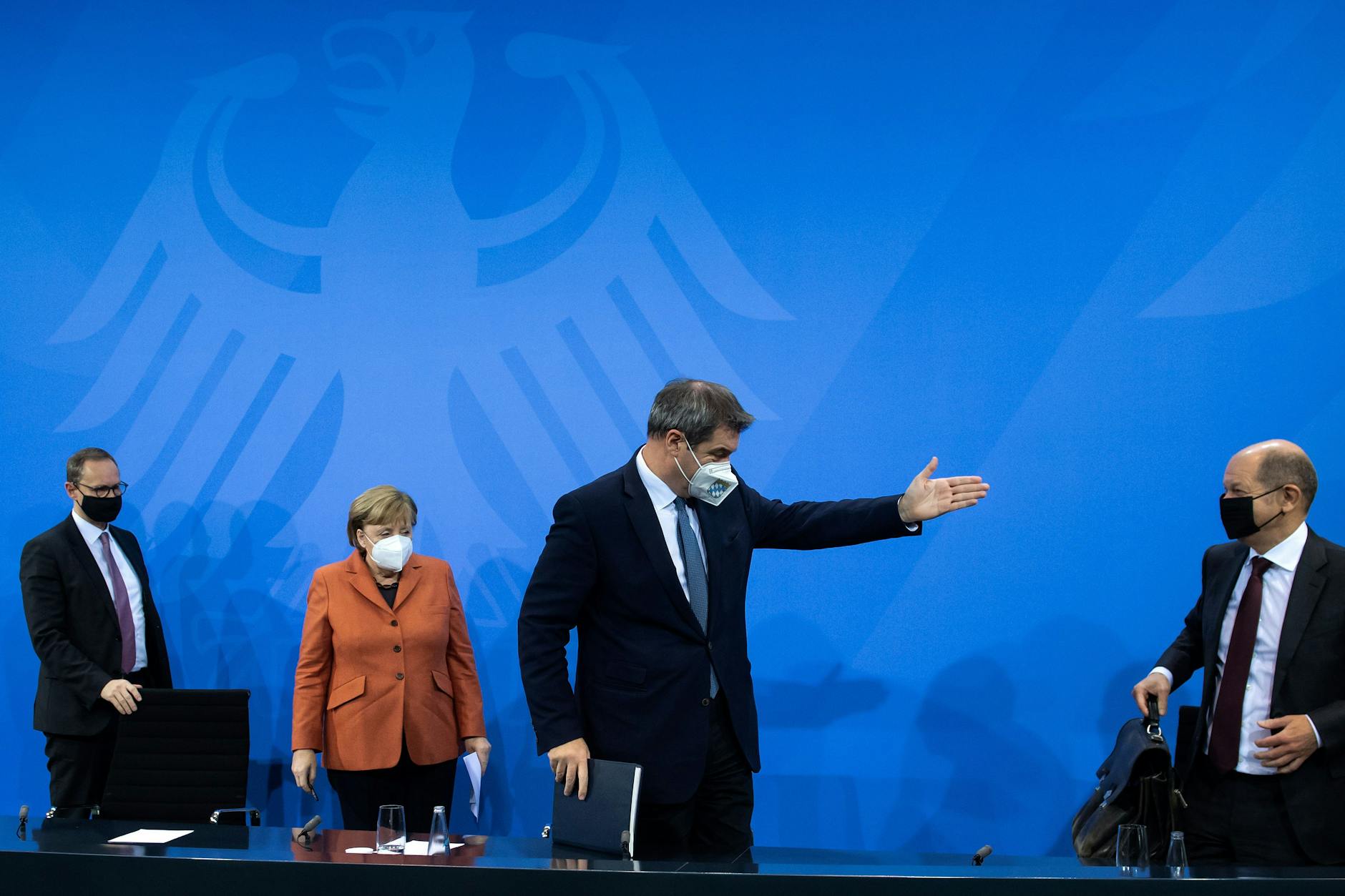 Waren die Entscheidungen der Ministerpräsidentenkonferenz rechtmäßig?