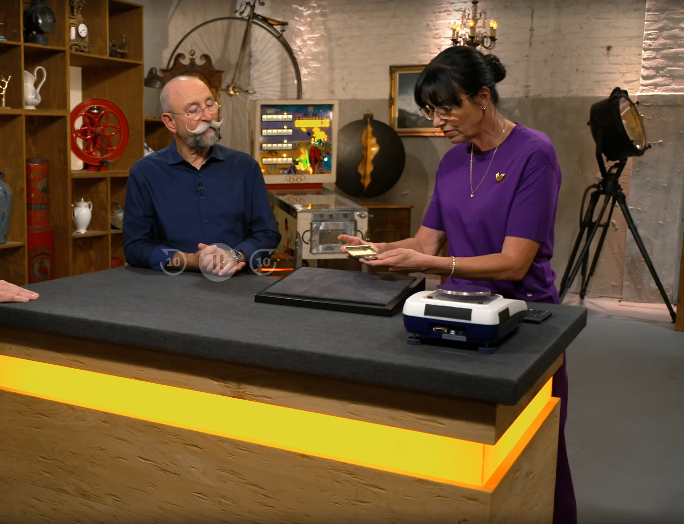 Image - Preis-Schock bei „Bares für Rares“! Zigarettenetui macht fantastischen Gewinn