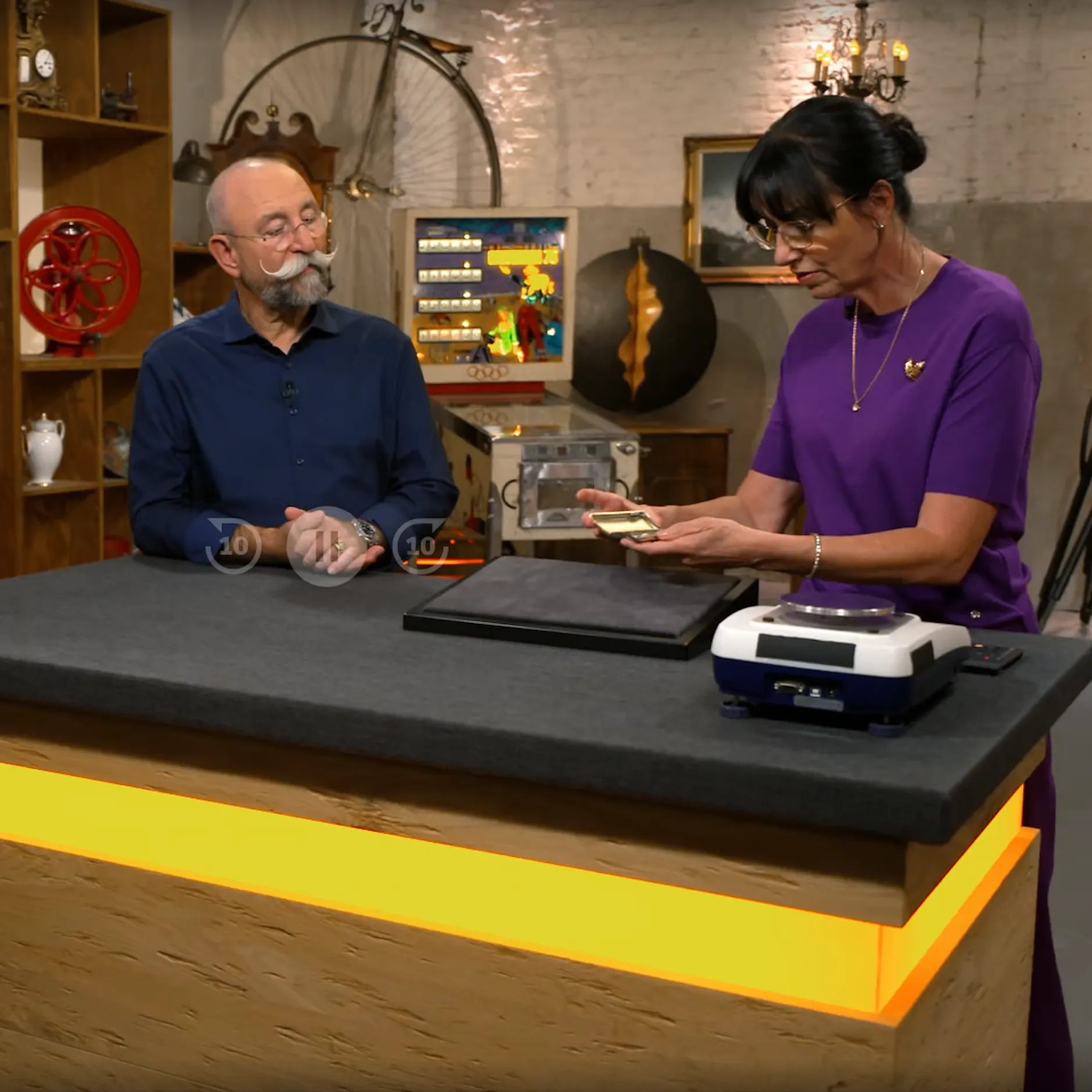 Image - Preis-Schock bei „Bares für Rares“! Zigarettenetui macht fantastischen Gewinn