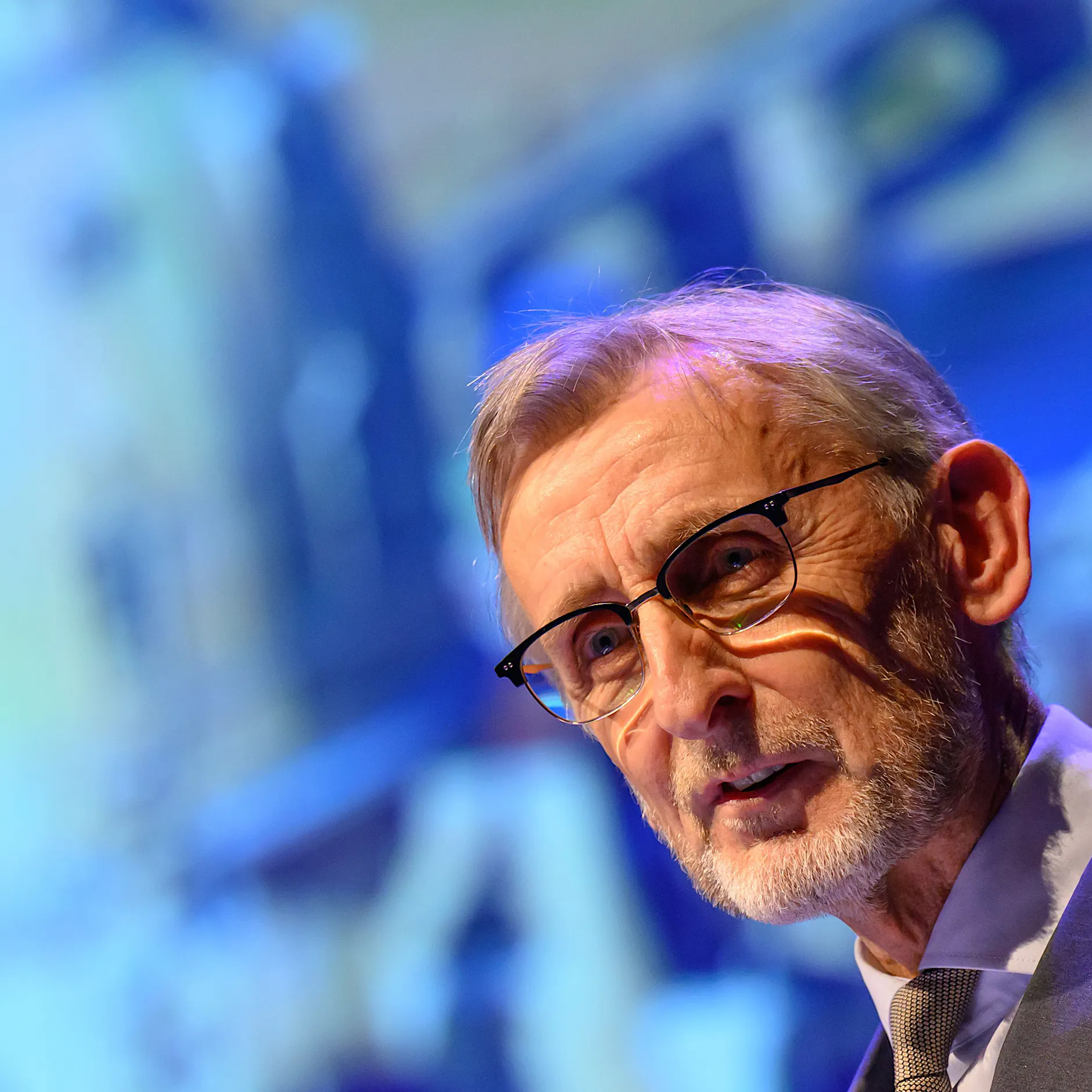 Bericht: Sachsens Innenminister spricht sich für Einsatz paramilitärischer Einheiten aus