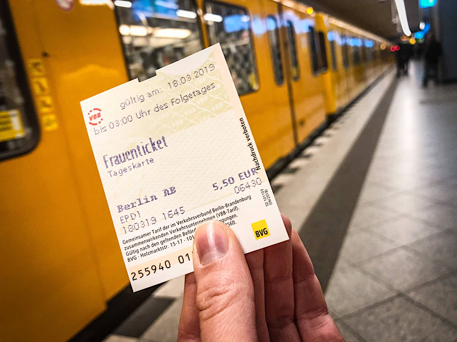 In Ostdeutschland ist die Lohnlücke zwischen Männern und Frauen wesentlich kleiner als im Westen. (Symbolbild)