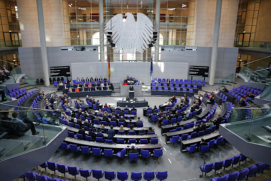 Die Bundestags-Abgeordneten bekommen ein kräftiges Diäten-Plus.
