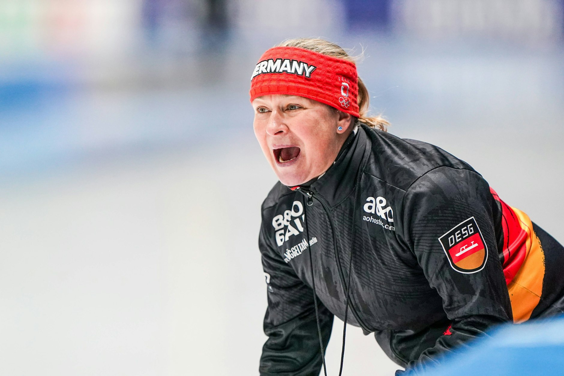 Eisschnellläuferin Claudia Pechstein (54) soll nach Aussagen ihres Lebensgefährten Matthias Große wegen einer ARD-Recherche in eine schwere Krise gestürzt sein. 