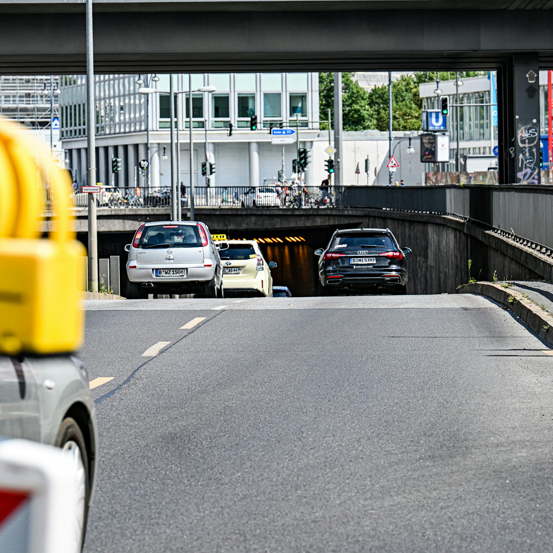 Tunnel-Chaos am Alex: Bauarbeiten dauern bis Ende April