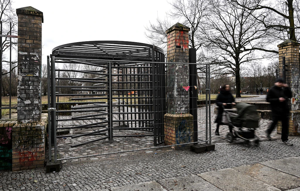 Unbekannte sabotieren Samstagmorgen Görli-Tor