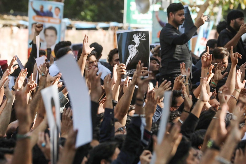 Nach Tod von Chamenei: Teherans Machtzentren halten zusammen – Umbruch bleibt vorerst aus