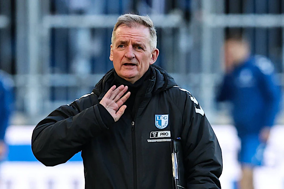 Steht Trainer Petrik Sander steht beim 1. FC Magdeburg nach der erneuten Heimniederlage zur Disposition?