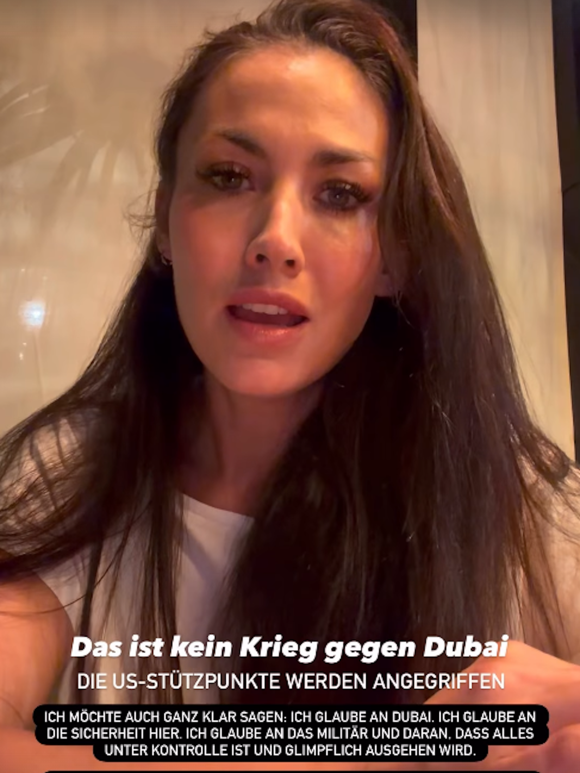 Fiona Erdmann lebt seit neun Jahren in Dubai. In einer Instagram-Story spricht sie jetzt über die Situation in Dubai. Und ihre Hoffnung, das alles gut ausgeht.