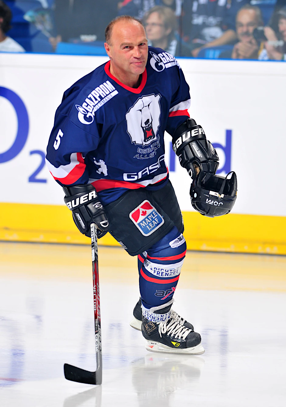 Dieter Frenzel bei einem Freundschaftsspiel der Eisbären Allstars.