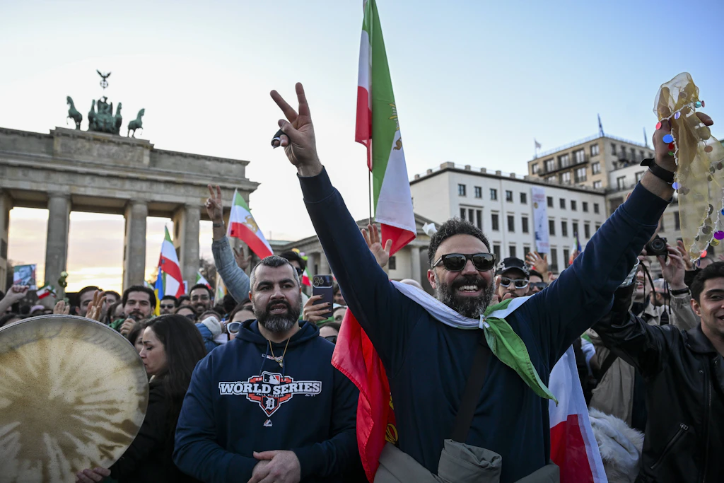 Deutsch-Iraner Taleghani über den Tod Chameneis und die iranische Linke