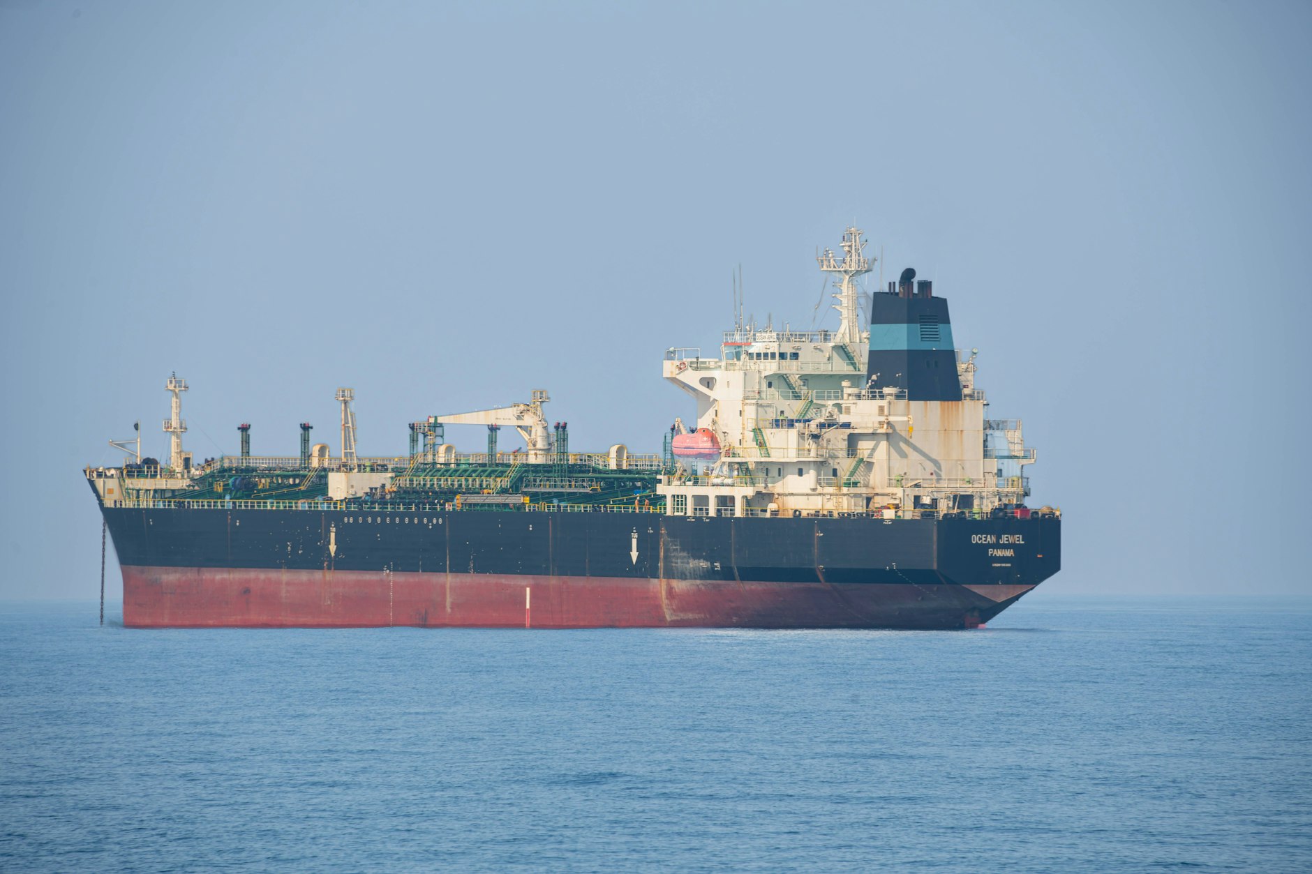 Ein Öltanker in den Gewässern vor Iran.