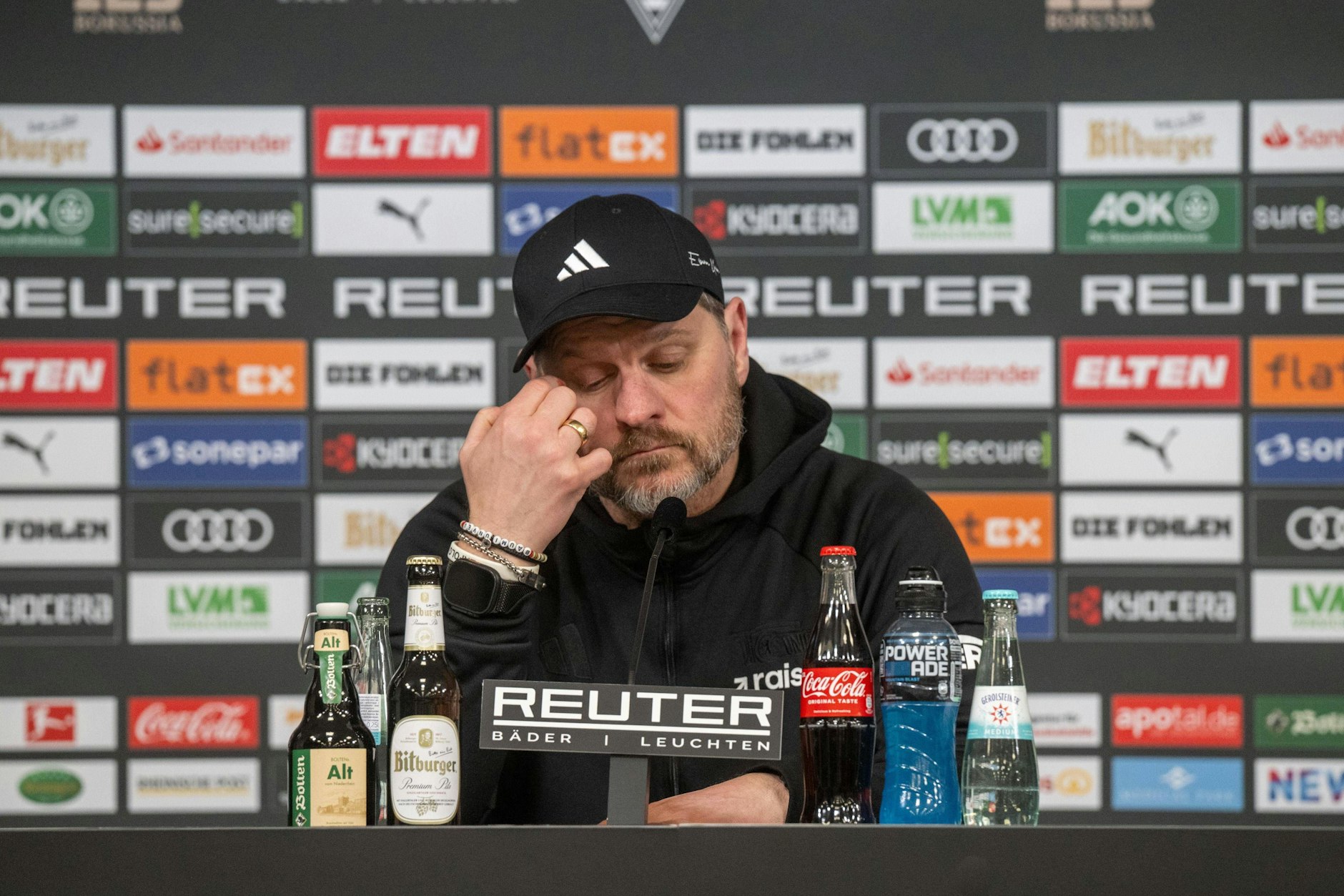 Trainer Steffen Baumgart zeigte sich enttäuscht über die Leistung seiner Spieler.