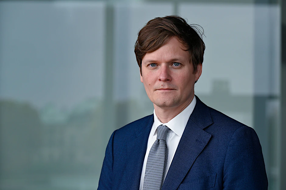 Sachsens Kultusminister Conrad Clemens (CDU) ist mit seinem Vorstoß zum Ende der Lehrerverbeamtung deutlich gescheitert.