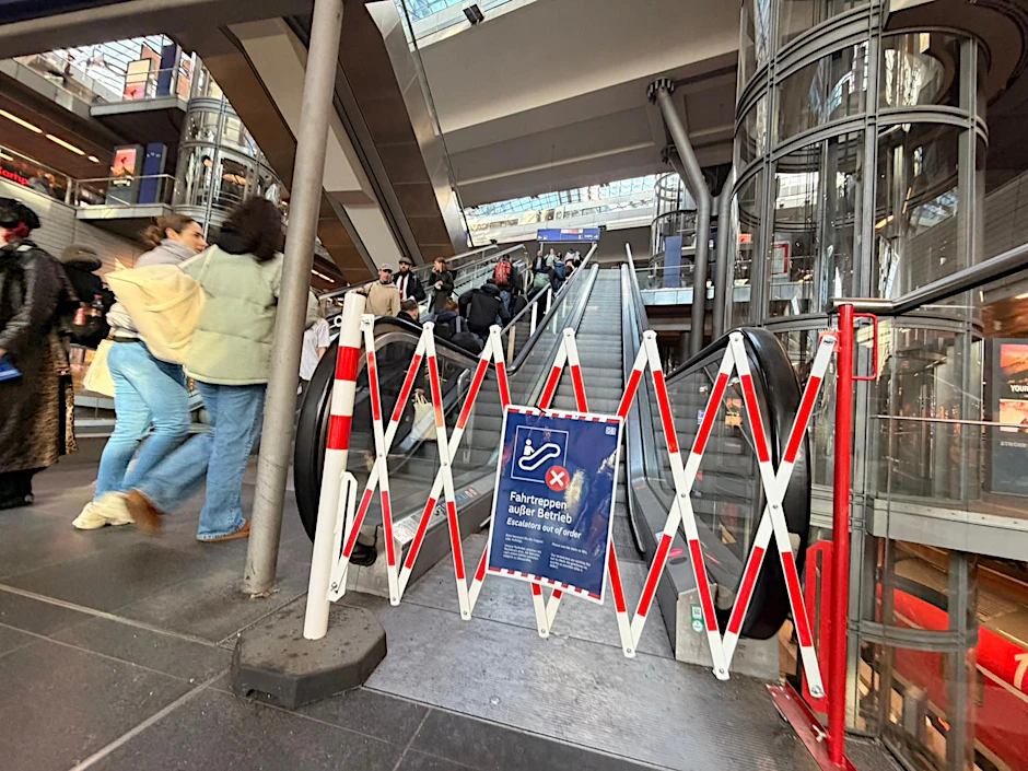 Defekte Rolltreppen am Berliner Hauptbahnhof