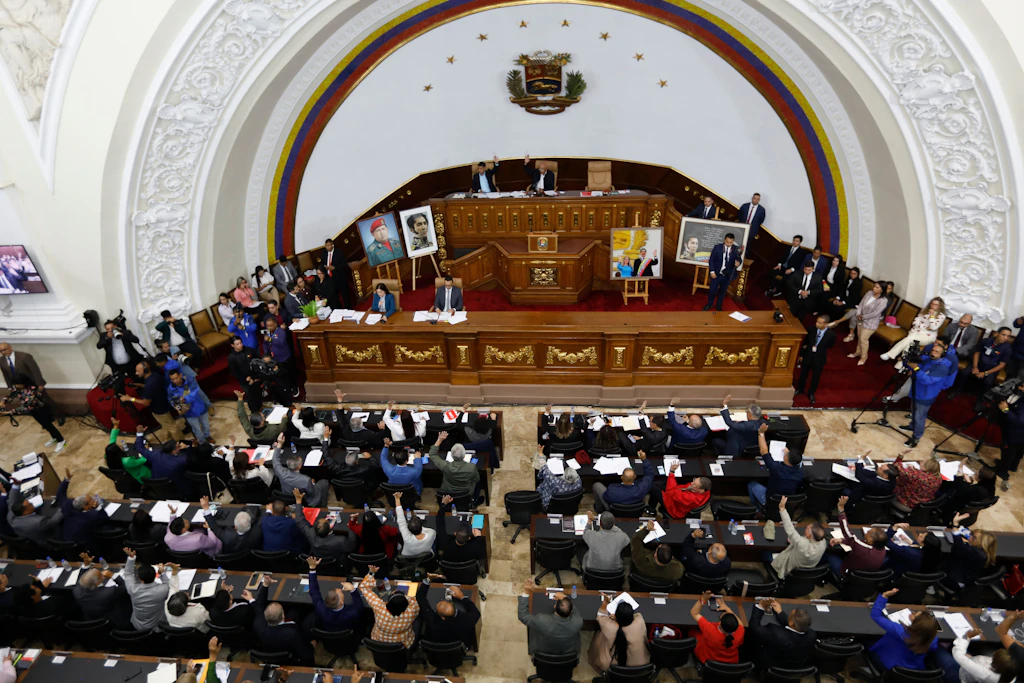 Venezuela: Über 5.600 politische Gefangene freigelassen – Rodríguez fordert Ende der US-Sanktionen