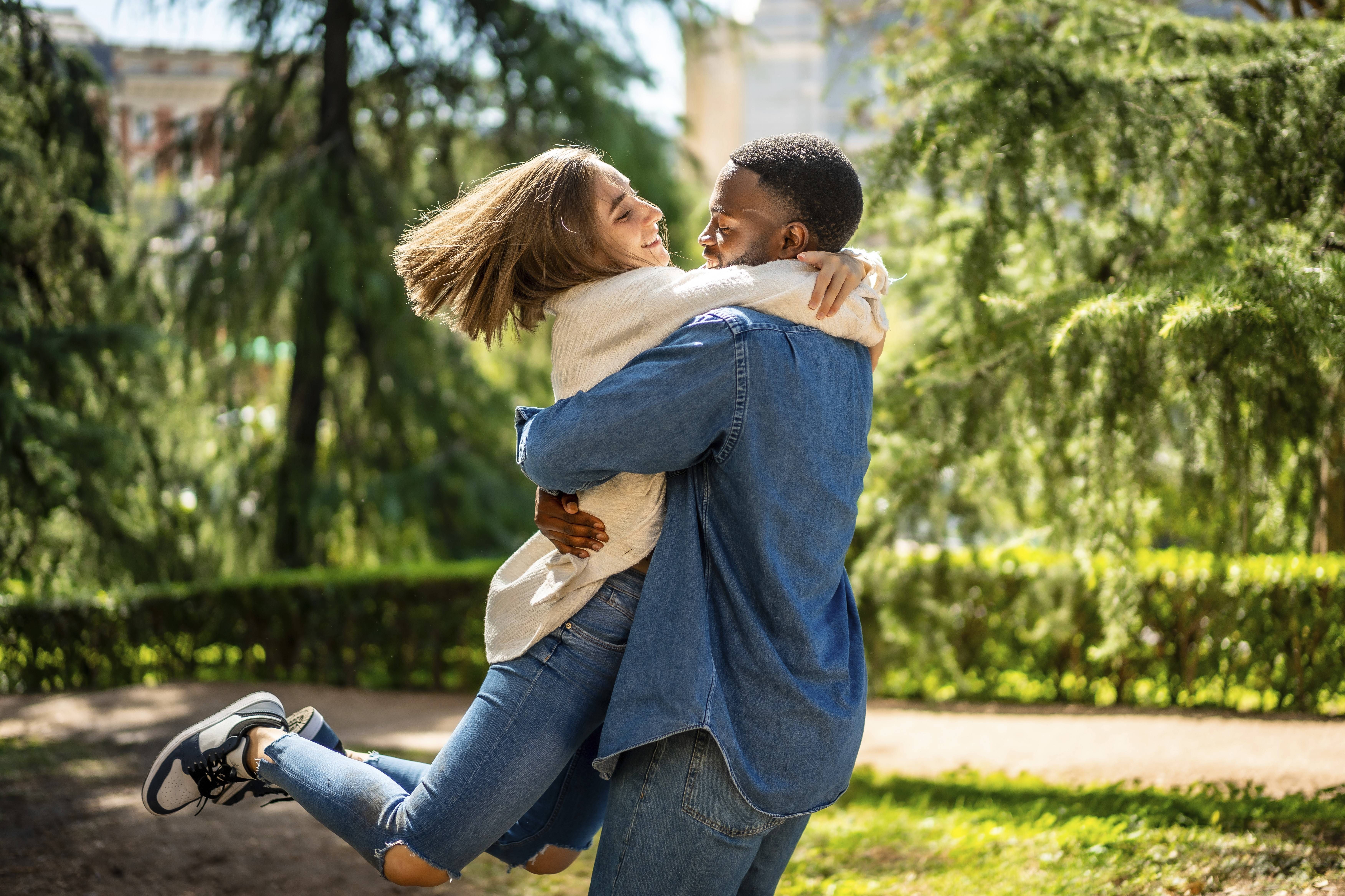 Horoskop vom 9. bis 15. März: Liebe, Leidenschaft und Überraschungen!