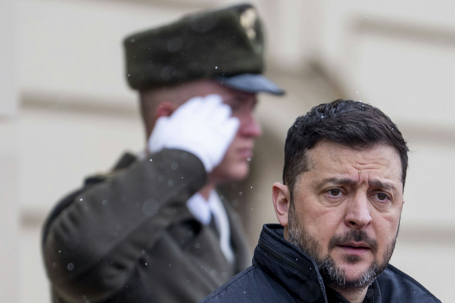 Selenskyj stellt sich demonstrativ hinter Trumps Vorgehen gegen den Iran.