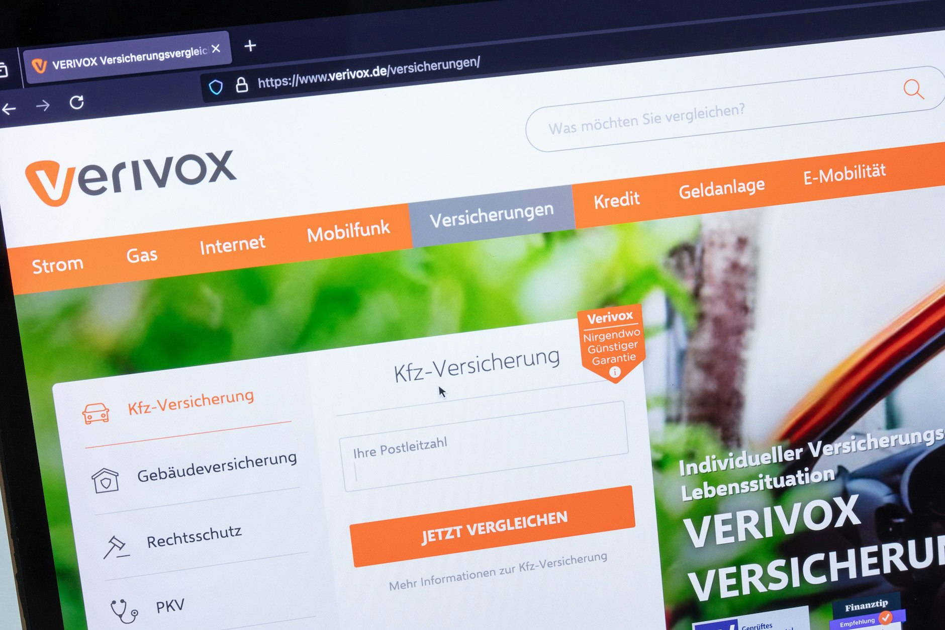 Modellrechnungen des Vergleichsportals Verivox zeigen, dass die Beiträge für die Kfz-Versicherung mit zunehmendem Alter deutlich steigen können.