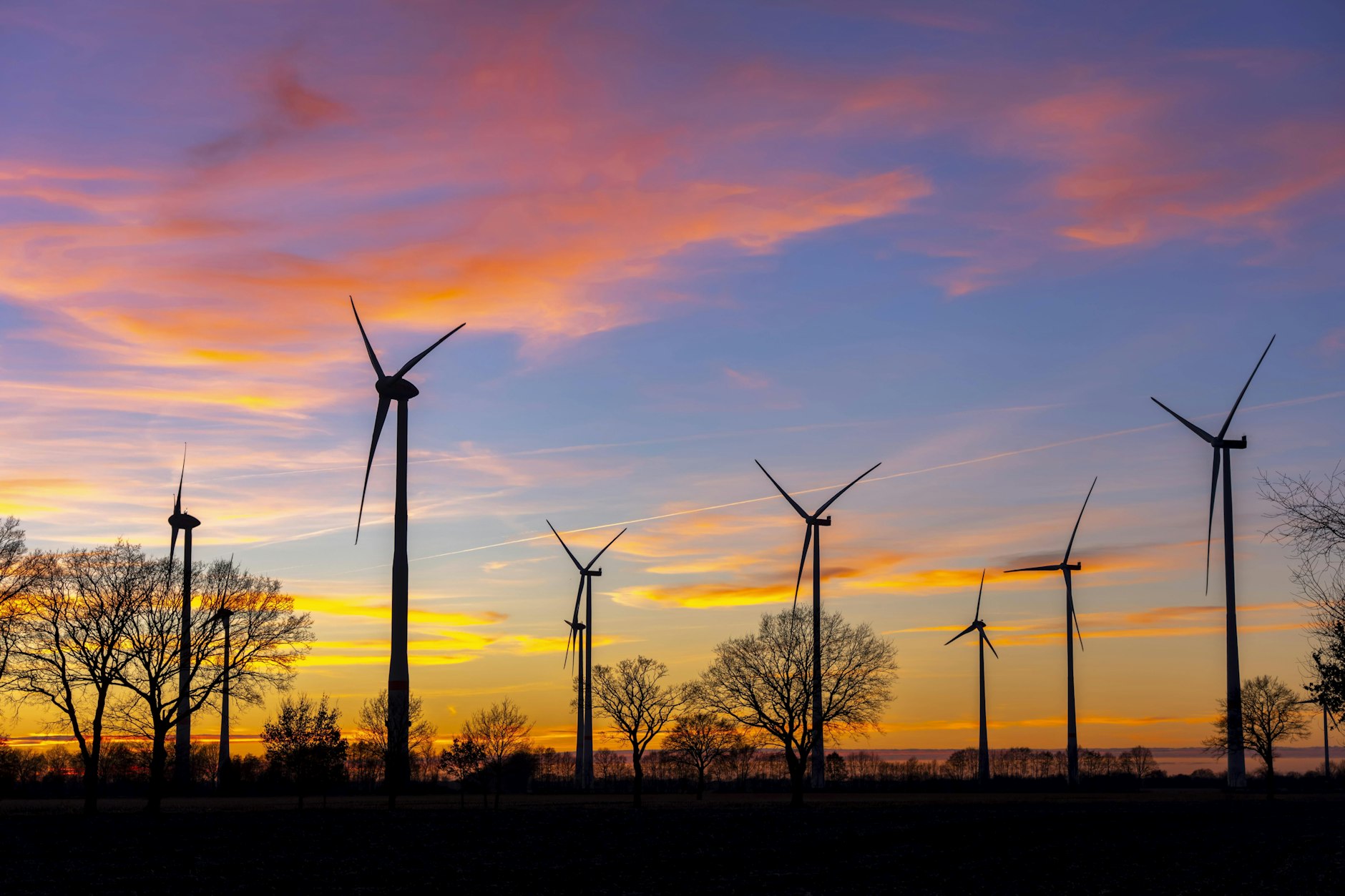 So idyllisch kann Energiewende sein. Leider reicht die installierte Leistung der Erneuerbaren nur für ein Fünftel des Energieverbrauchs.