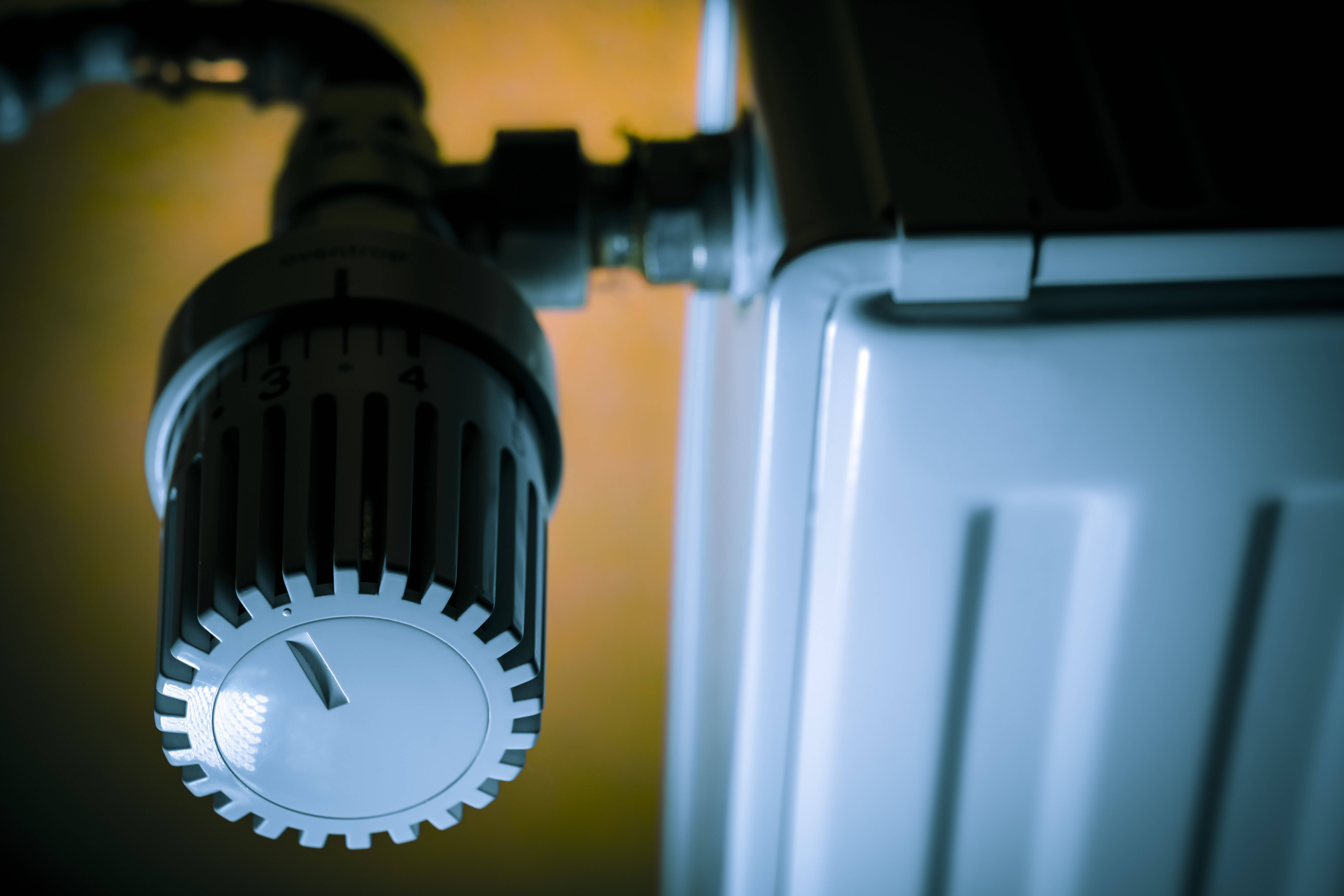 Heizöl auf Drei-Jahres-Hoch: Energieberater gibt Spartipps