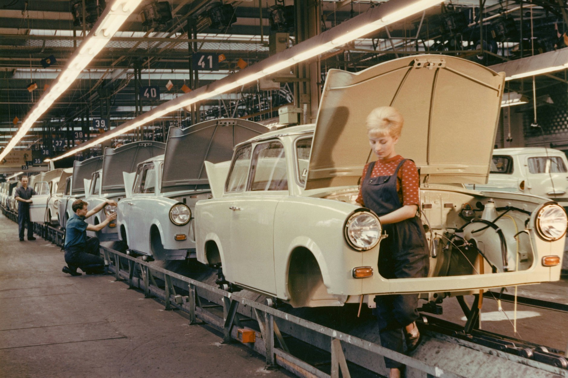 Mit einem VW-Motor ausgestattet lief der Trabant noch zur Wendezeit vom Band.