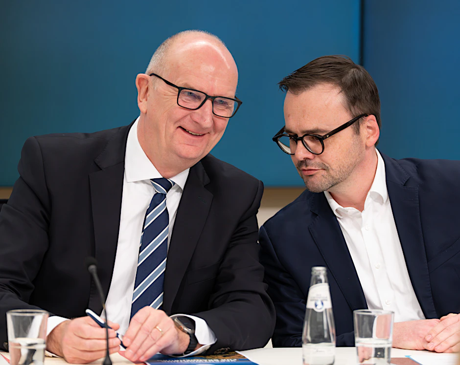 Regieren nun Brandenburg: Ministerpräsident Dietmar Woidke (l, SPD) und der Vorsitzender der Brandenburger CDU Jan Redmann.