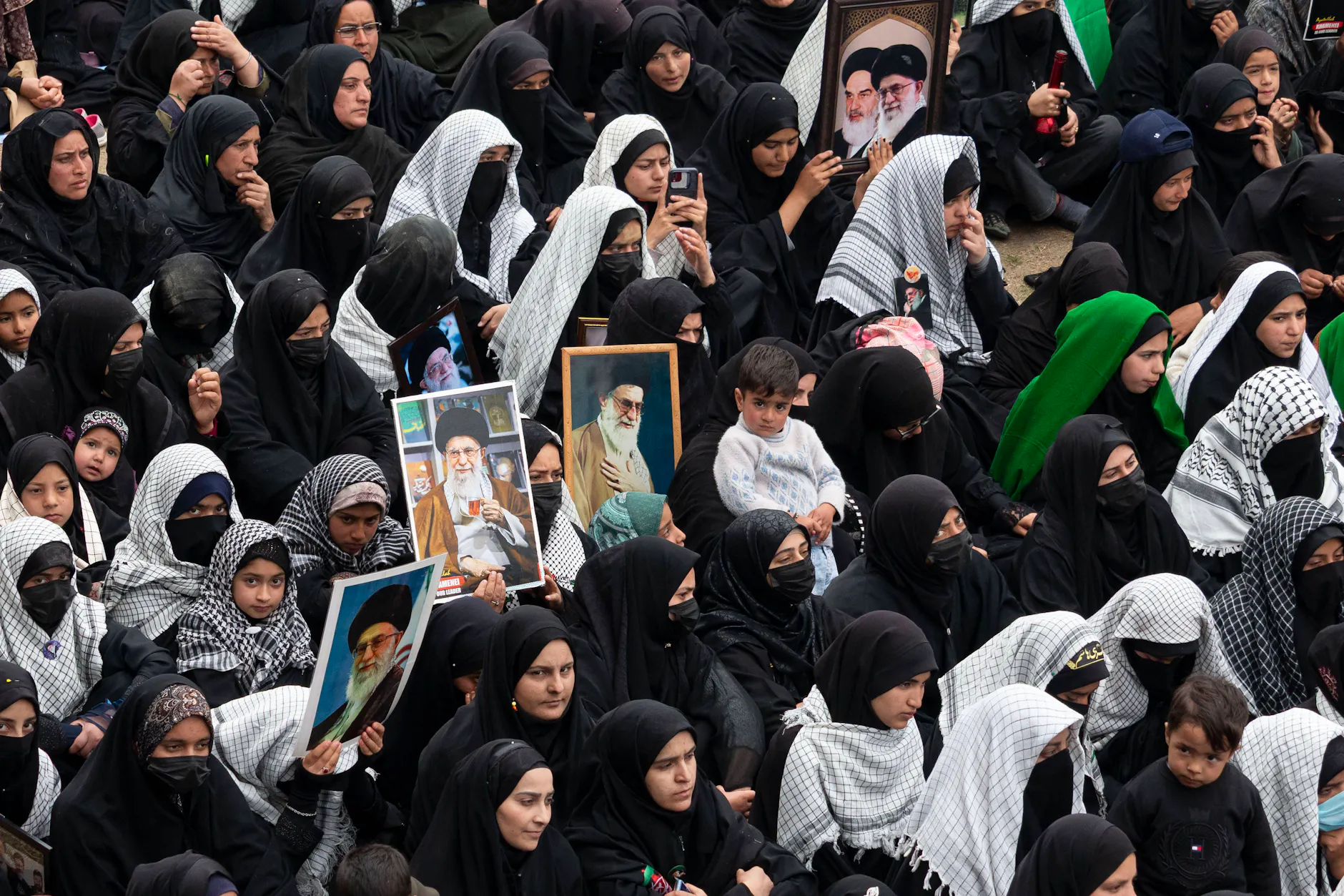 Auch nach dem Tod von Ali Chamenei zeigt sich die Islamische Republik widerstandsfähiger, als viele Prognosen es erwarten.