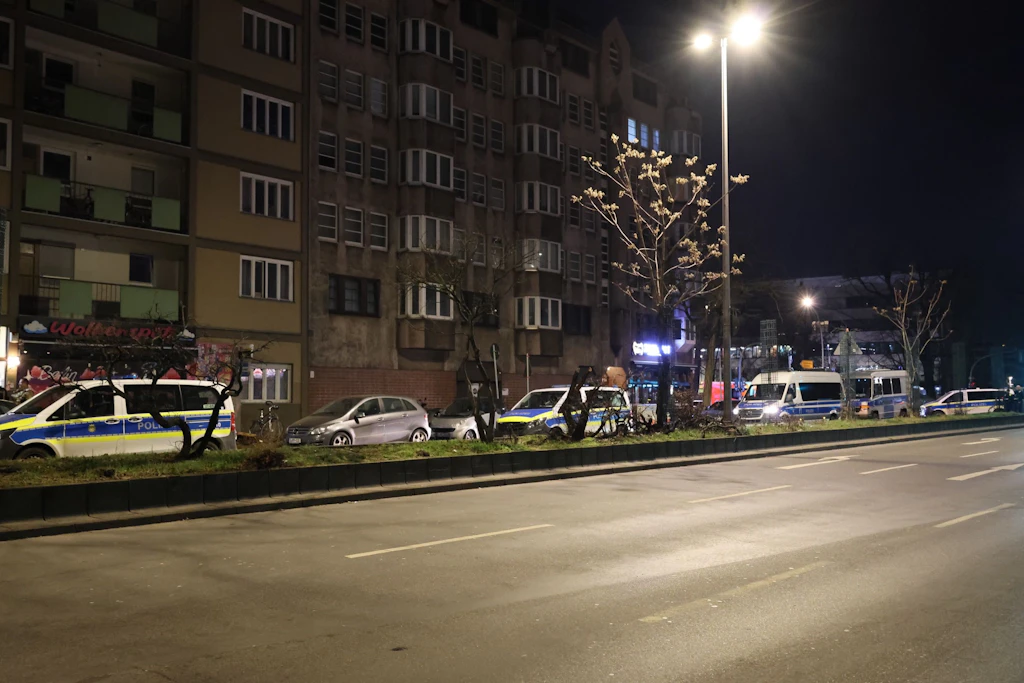 Polizeieinsatz auf der Stromstraße in Moabit