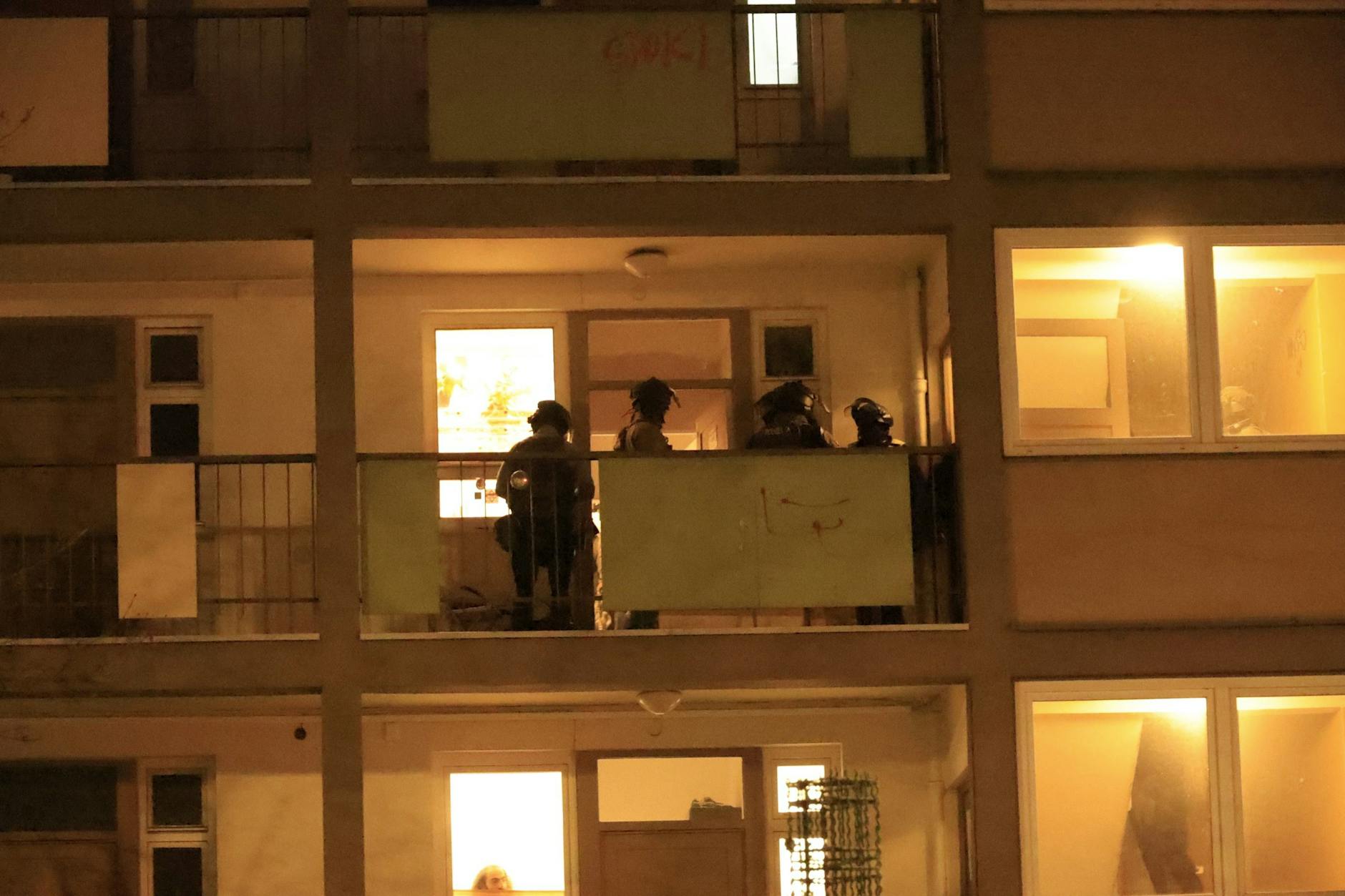 Das SEK rückte an, um die Wohnung der Frau aufzubrechen.