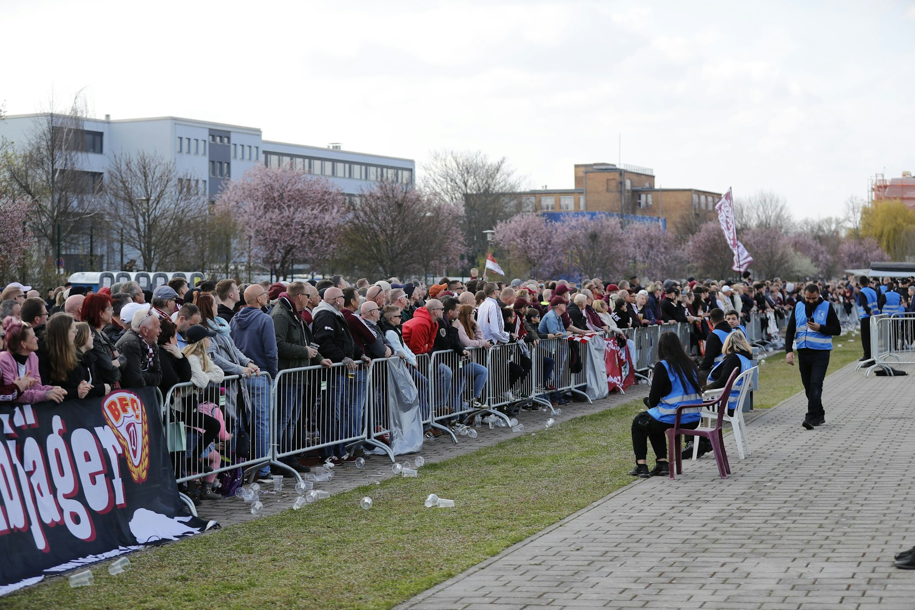So beschaulich wie im April 2023 wird es nicht, diesmal wollen viel mehr BFC-Fans zum Pokal-Halbfinale bei Sparta Lichtenberg.