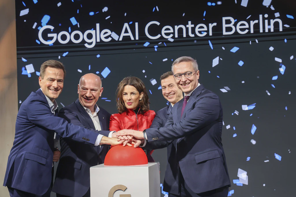 KI-Offensive: Google eröffnet Zukunfts-Zentrum in Berlin