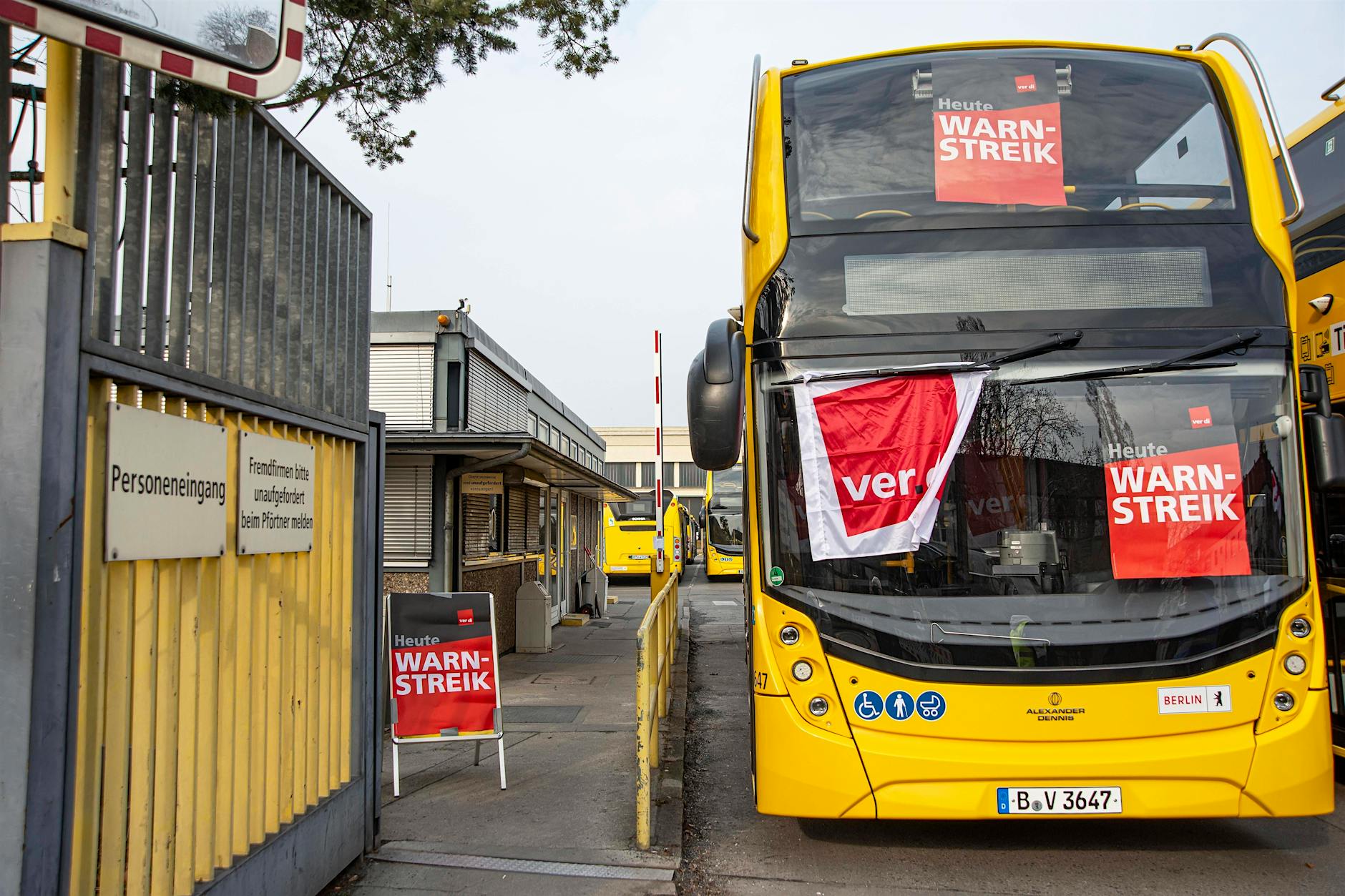 Tarifverhandlungen in Berlin: BVG legt Verdi erstes Angebot vor