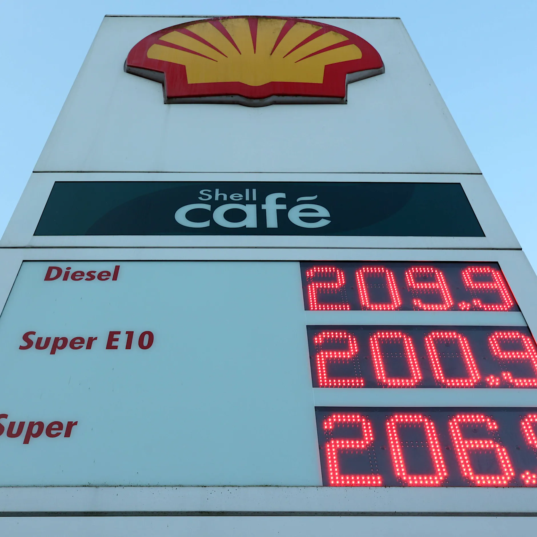 Bundestag: Koalition reagiert mit Taskforce auf steigende Sprit- und Energiepreise