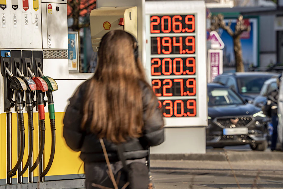 Die Spritpreise in Deutschland schießen in die Höhe.