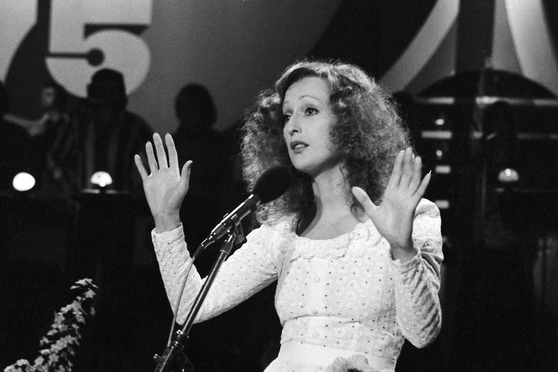 Veronika Fischer beim Schlagerfestival in Dresden 1975: Mit dem Song „Dass ich eine Schneeflocke“ wär holte sie den ersten Platz.