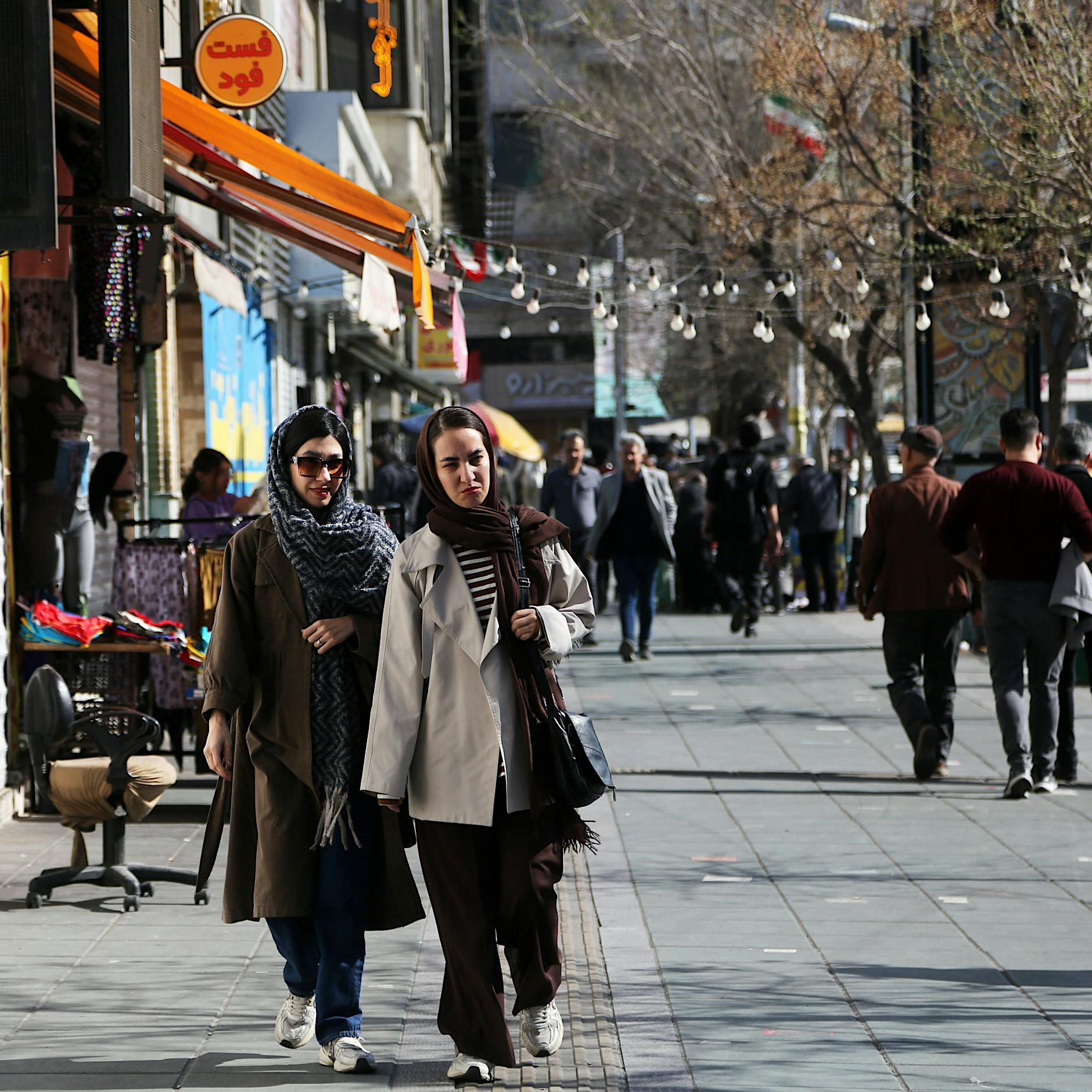 Gesichtserkennung: Wie russische KI-Software die iranische Opposition jagt