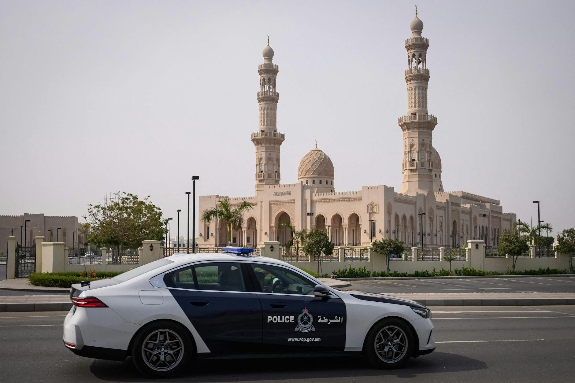 Nur im Oman starten und landen derzeit reguläre Flieger, hier ist der Luftraum frei.