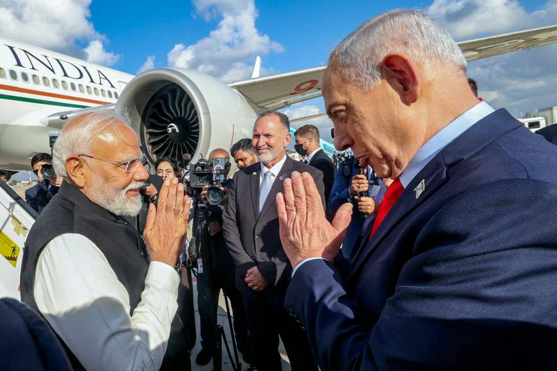 Modis strategische Nähe zu Israel und den Golfstaaten bringt Neu-Delhi im Konflikt mit dem Iran in ein außenpolitisches Dilemma.