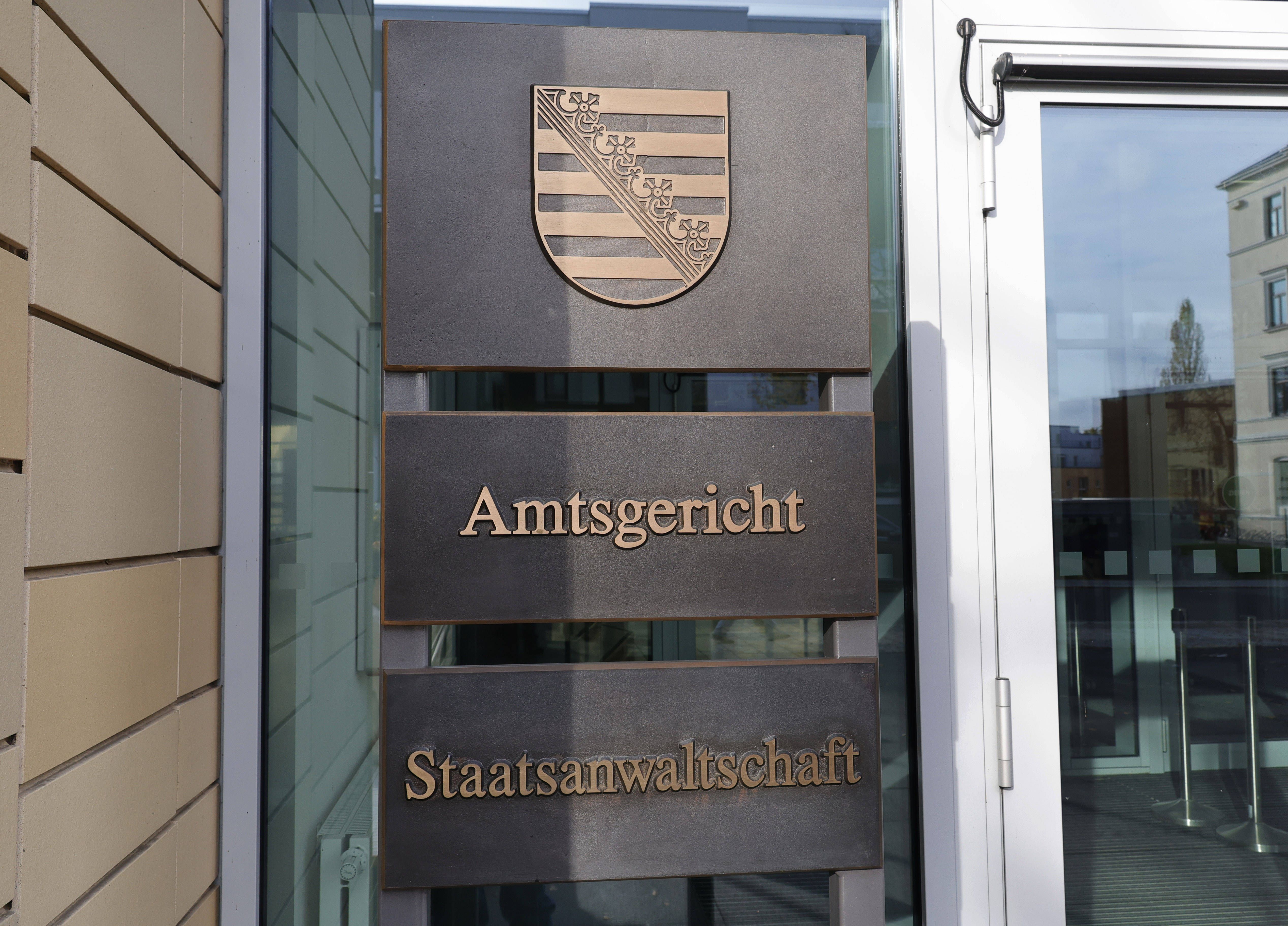 Sexueller Übergriff: Polizist erhält Bewährung und Pensionszahlung