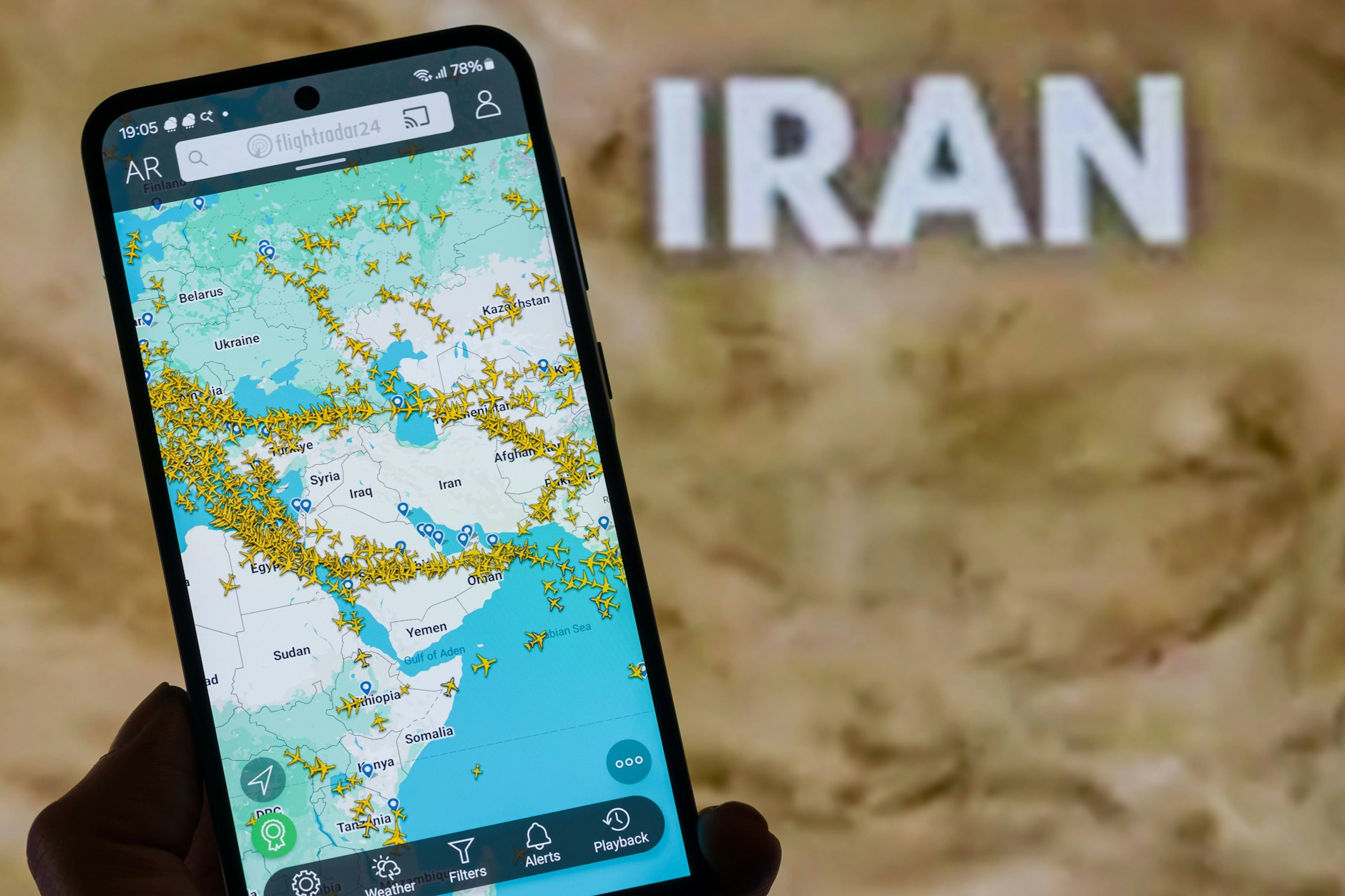 Die Punkte über der Landkarte des Nahen Ostens zeigen, wie viele Flüge wegen des Konflikts ausgefallen sind.