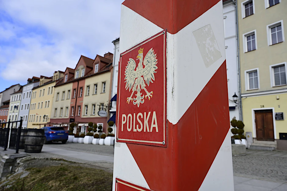 Seit dem Sommer 2025 hatte Polen verstärkt Grenzkontrollen an der Grenze zu Deutschland durchgeführt.