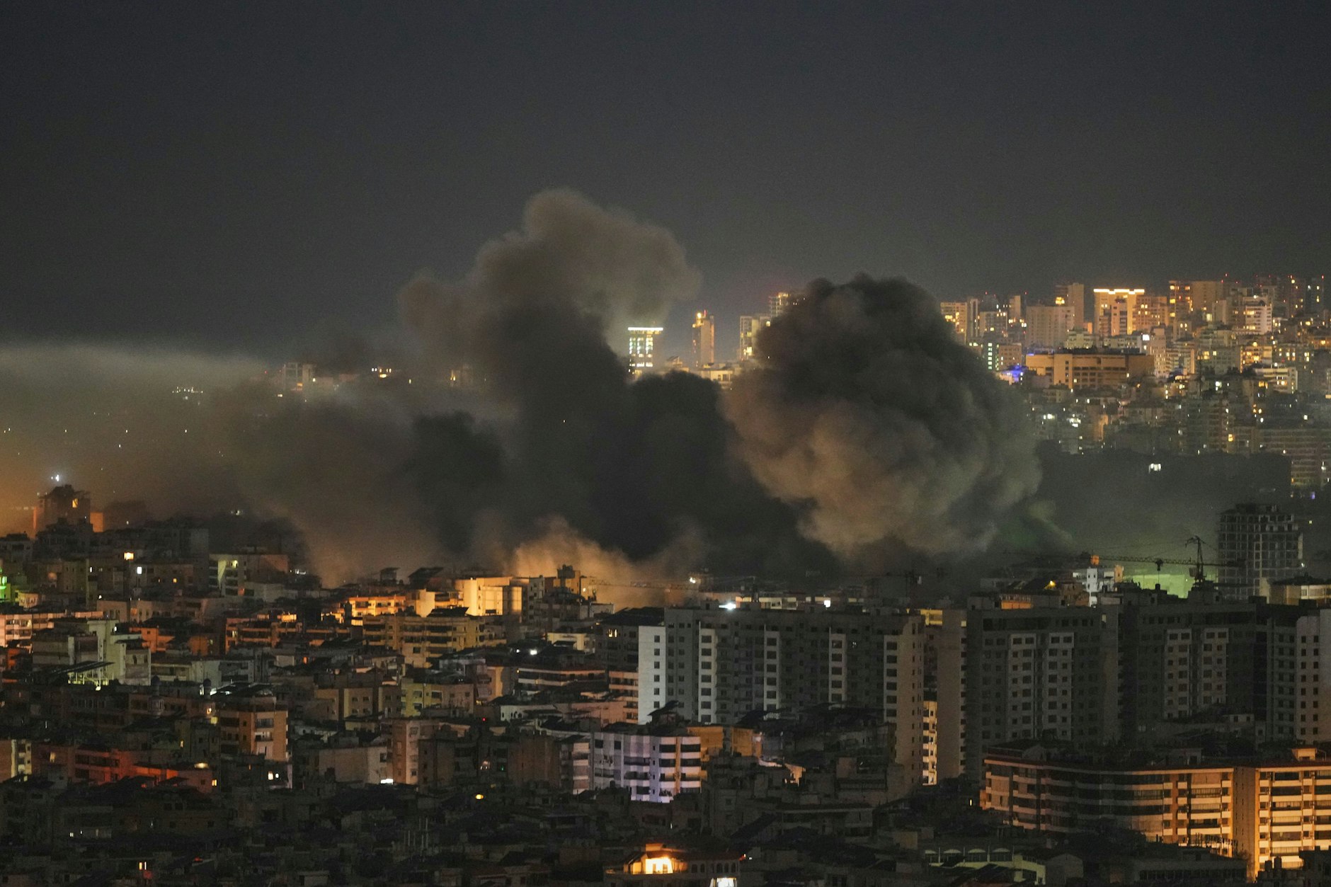 Beirut: Rauch steigt nach einem israelischen Luftangriff in der Dahieh-Gegend auf.