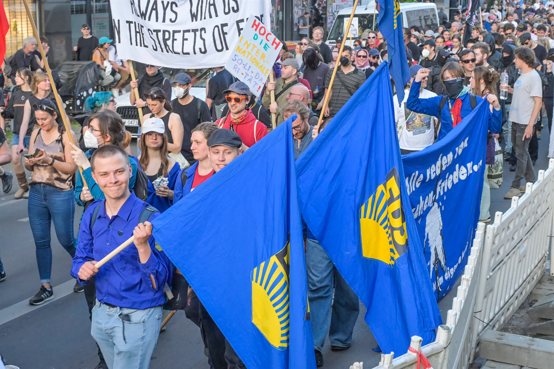 FDJ wird 80: Honeckers DDR-Jugend kämpft jetzt im Berliner Westen