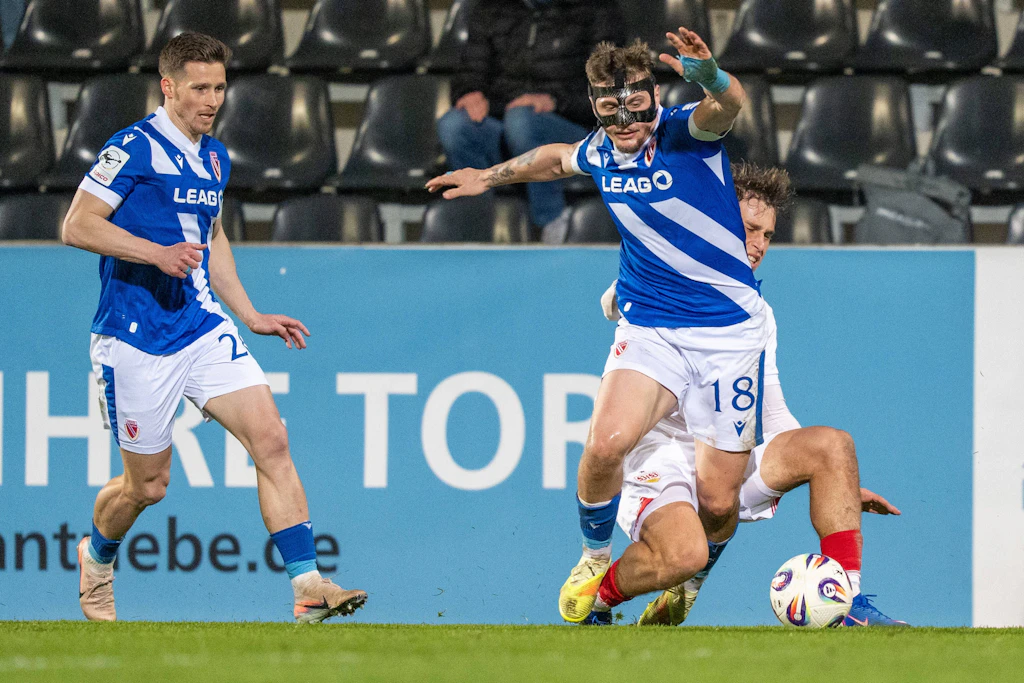 Auswärtssieg beim VfB Stuttgart II: Die Cottbusser wollen zuhause gegen Hansa ihre Erfolgsserie von neun Spielen ohne Niederlage in Folge ausbauen.