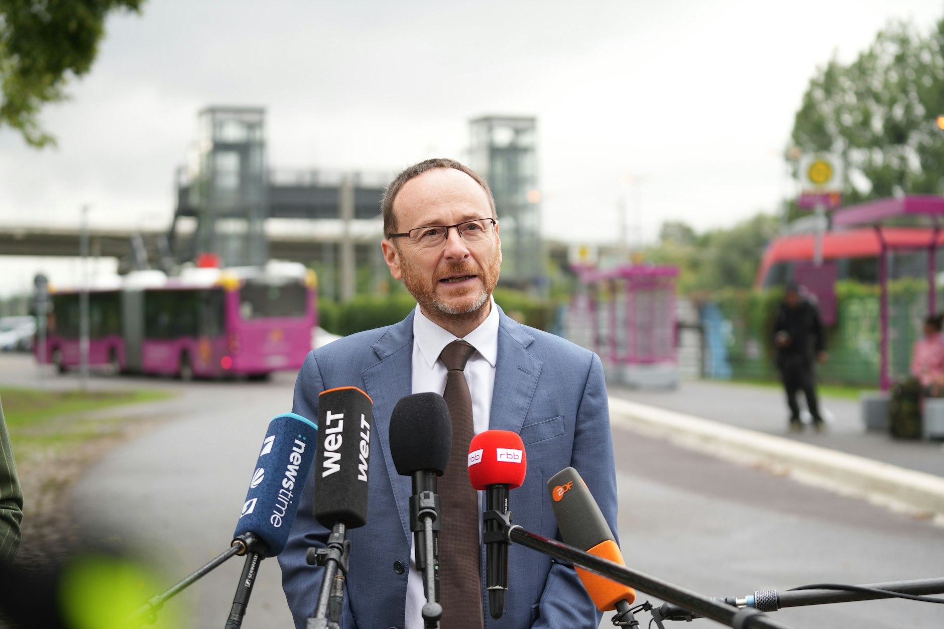 Ecovista-Chef Michael Bader verspricht das Bus-Chaos auf der Ersatzstrecke zu beseitigen.