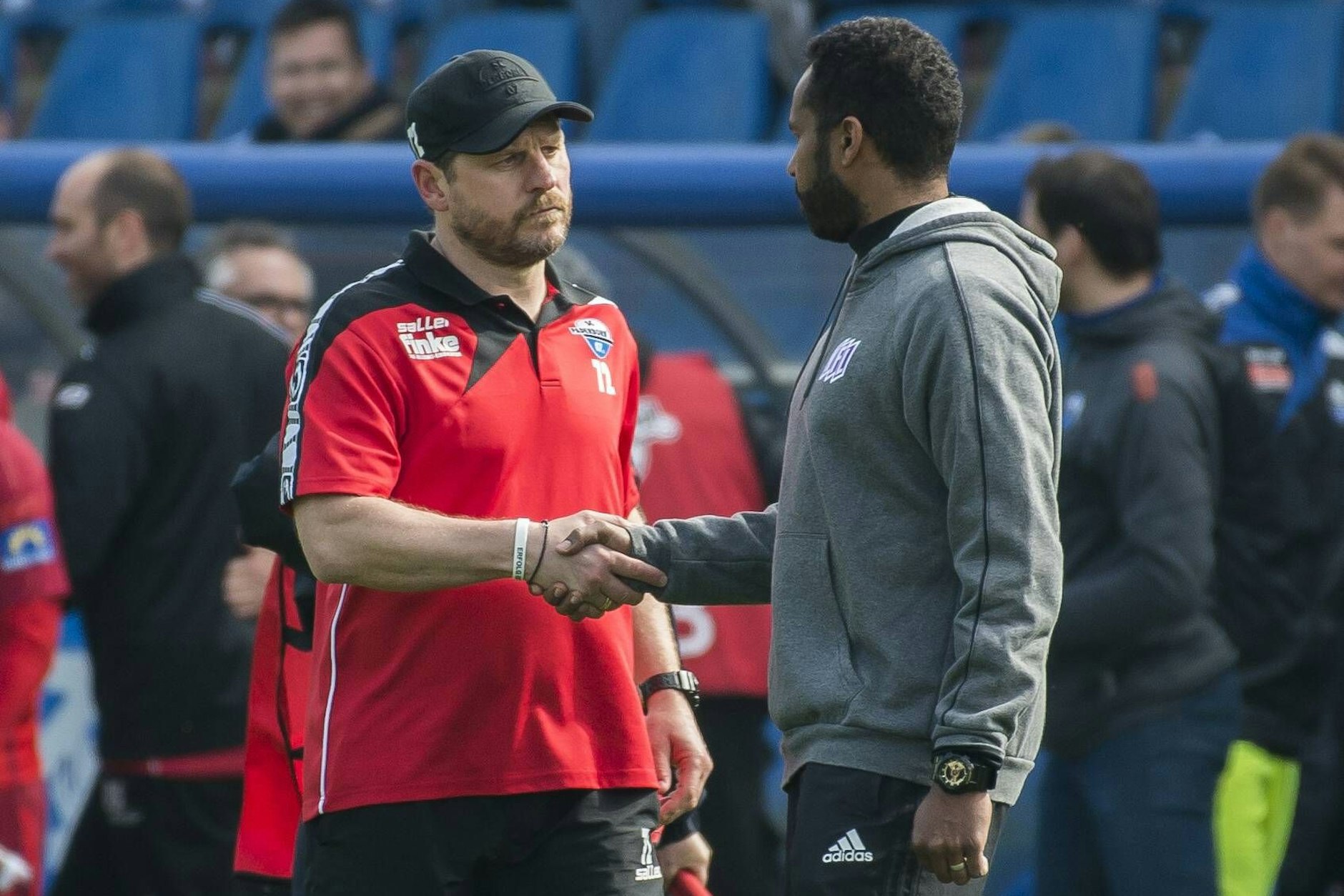 In der Drittliga-Saison 2017/18 wurde der Handschlag zwischen Steffen Baumgart und Daniel Thioune zur Feundschaft.  