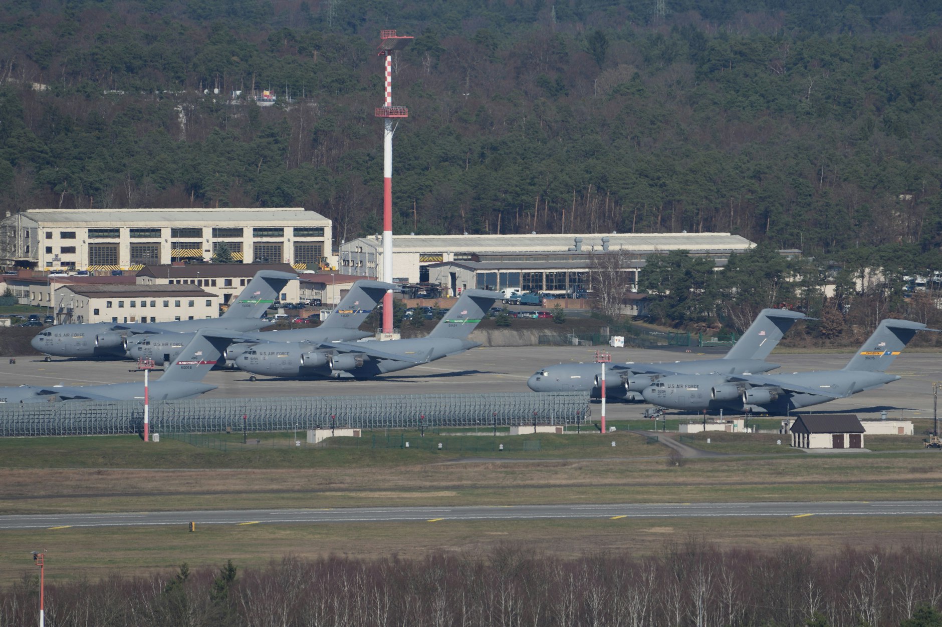 Auf der Air Base Ramstein wurden die Flugbewegungen bereits Wochen vor den Angriffen auf den Iran massiv hochgefahren.
