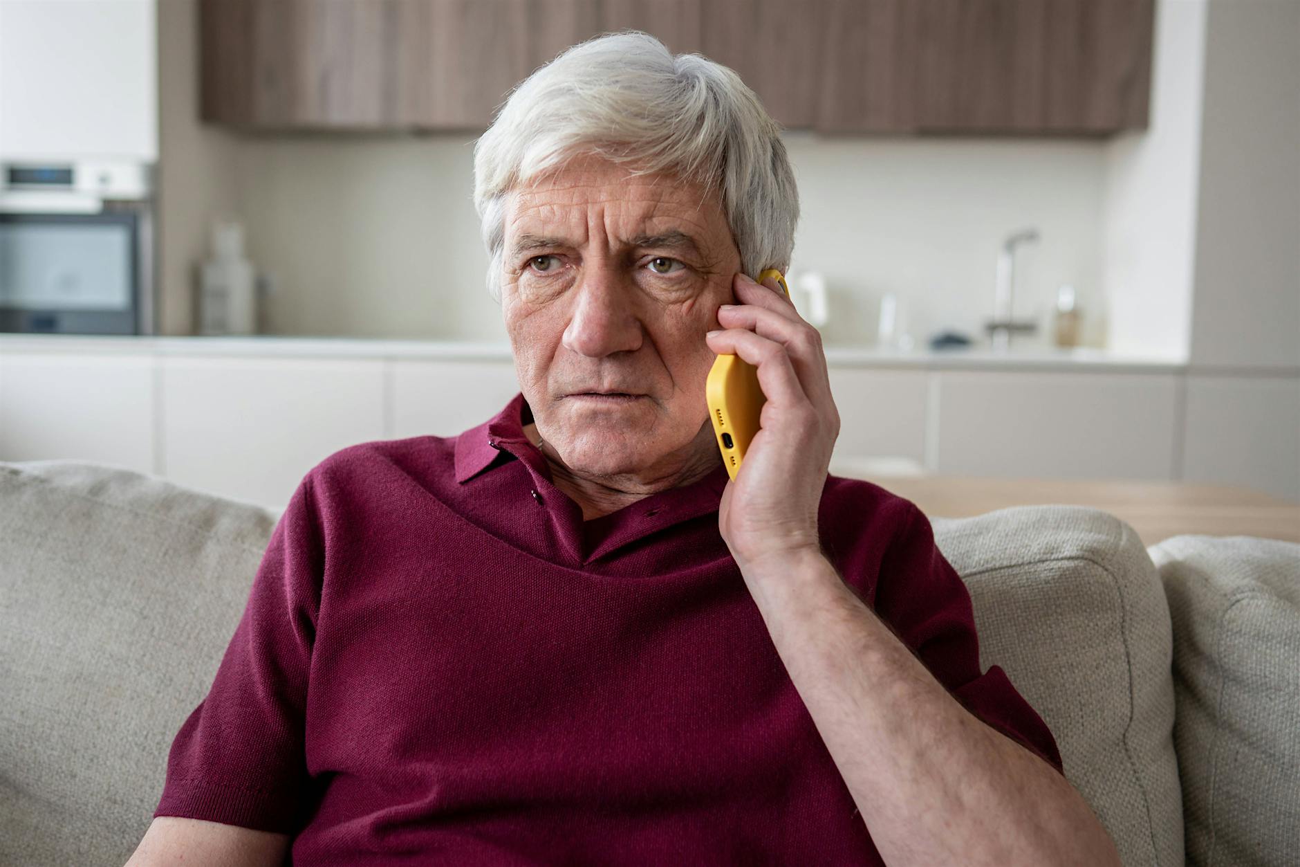 Sagen Sie auch „Hallo?“, wenn Sie ans Telefon gehen?