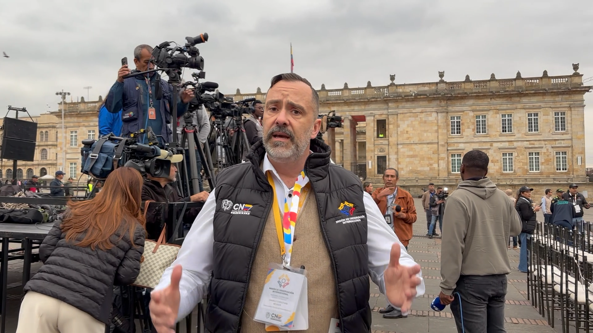 Image - Zerbricht die Demokratie an bewaffneten Milizen?