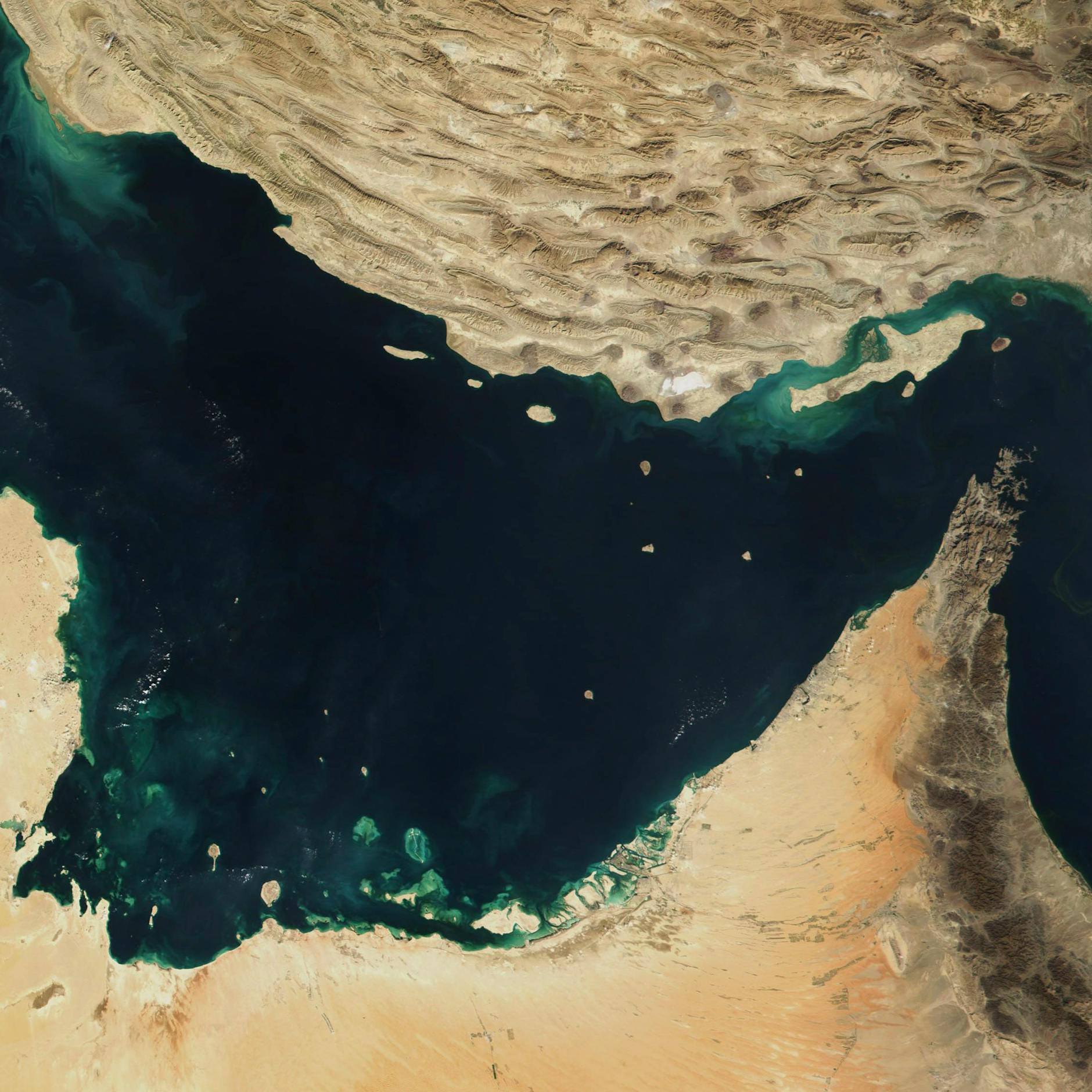 Image - Straße von Hormus blockiert – Preise steigen